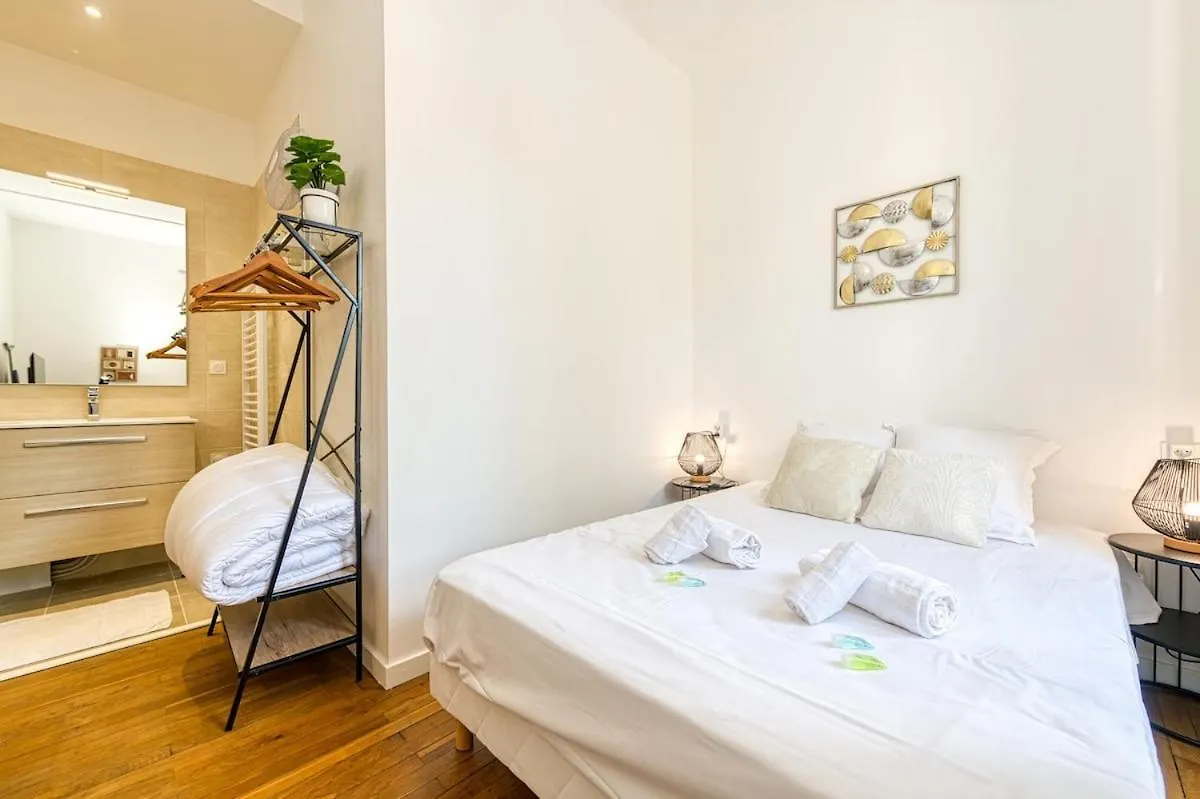 2 Pieces Tout Confort, Deco Moderne, Wifi Fibre Grenoble